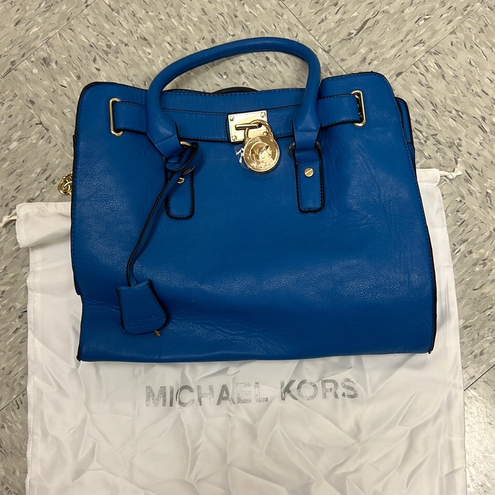 Michael Kors bag (not real)